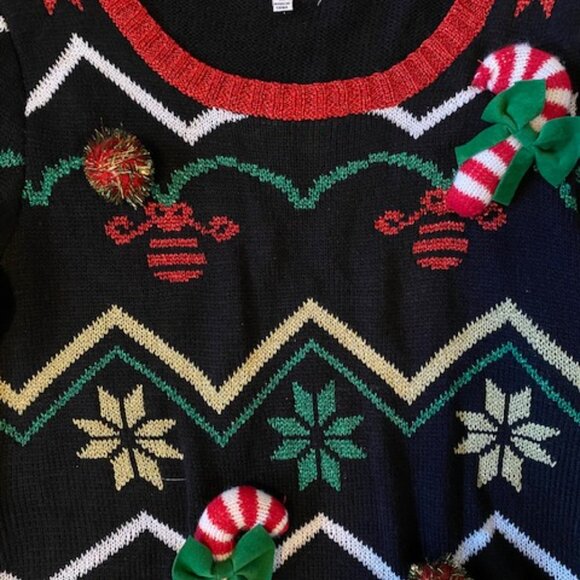 Christmas Sweater - Picture 2 of 12